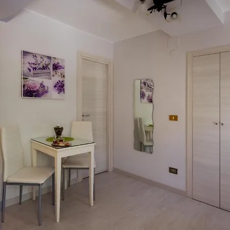 Giulia Bed & Breakfast 3*